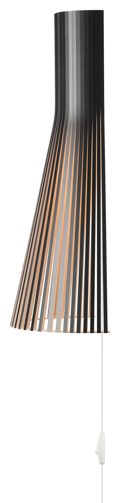 Secto Wandleuchte 4230 LED in Schwarz: Moderne Holzleuchte für die Wand.