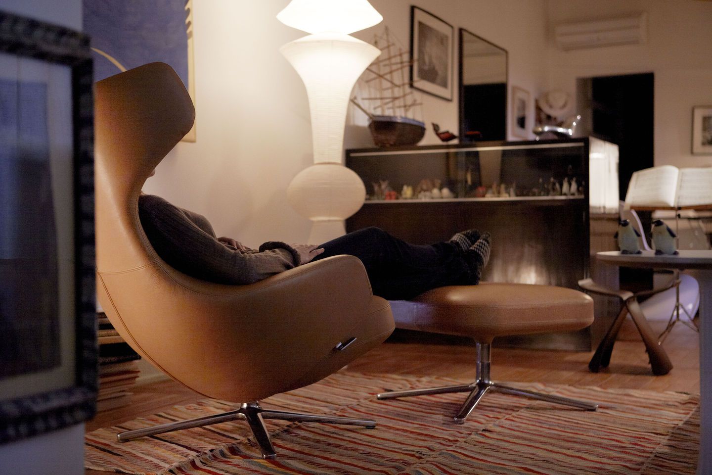 Grand Repos Sessel & Ottoman Vorzugskombination Vitra Cosy Kieselstein 40 cm