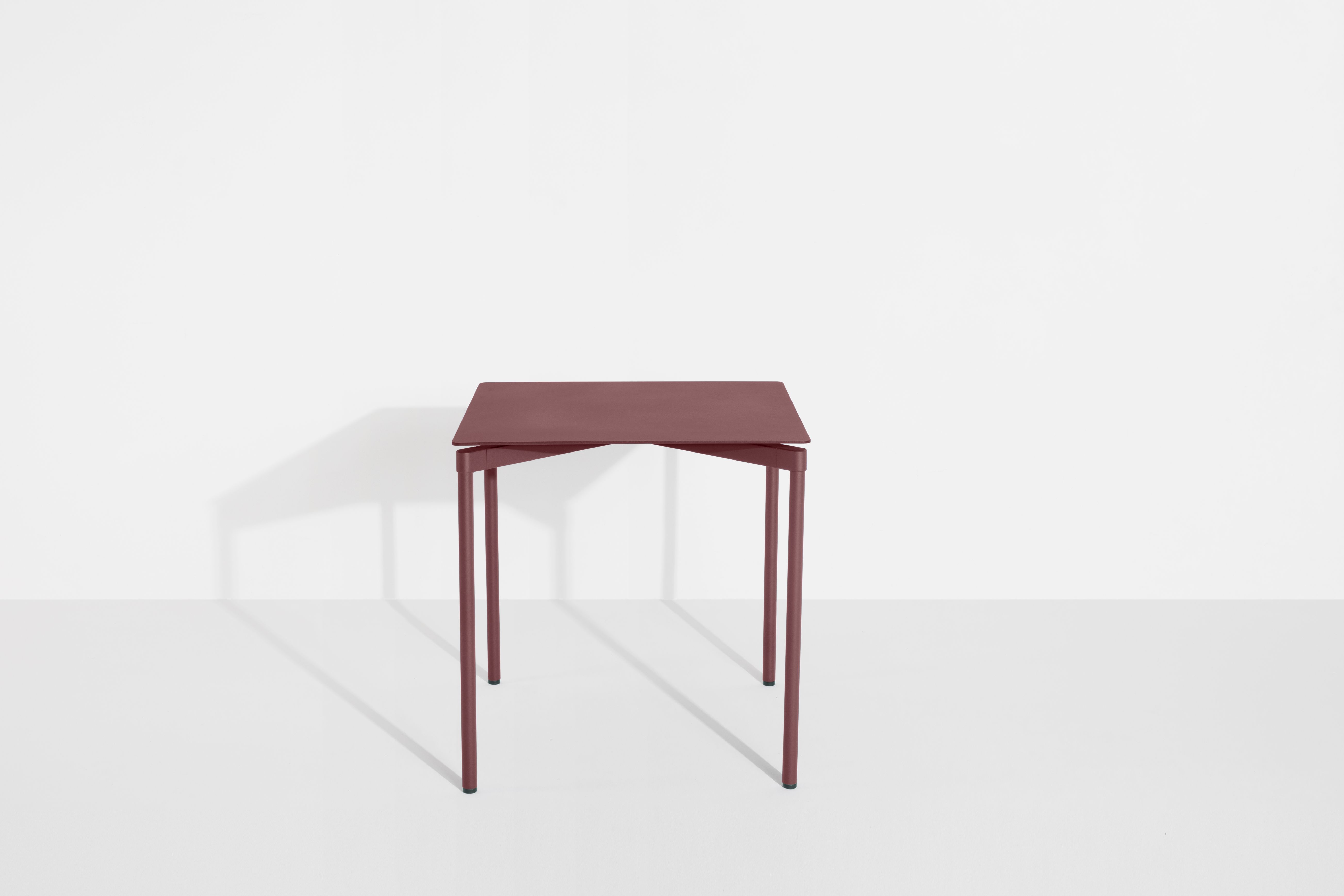 Fromme Dining Table Square Esstisch Quadratisch Petite Friture Braunrot