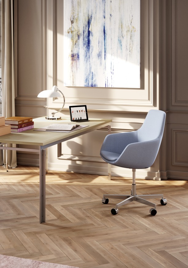 Little Giraffe Drehstuhl 3211 Fester Bezug Fritz Hansen