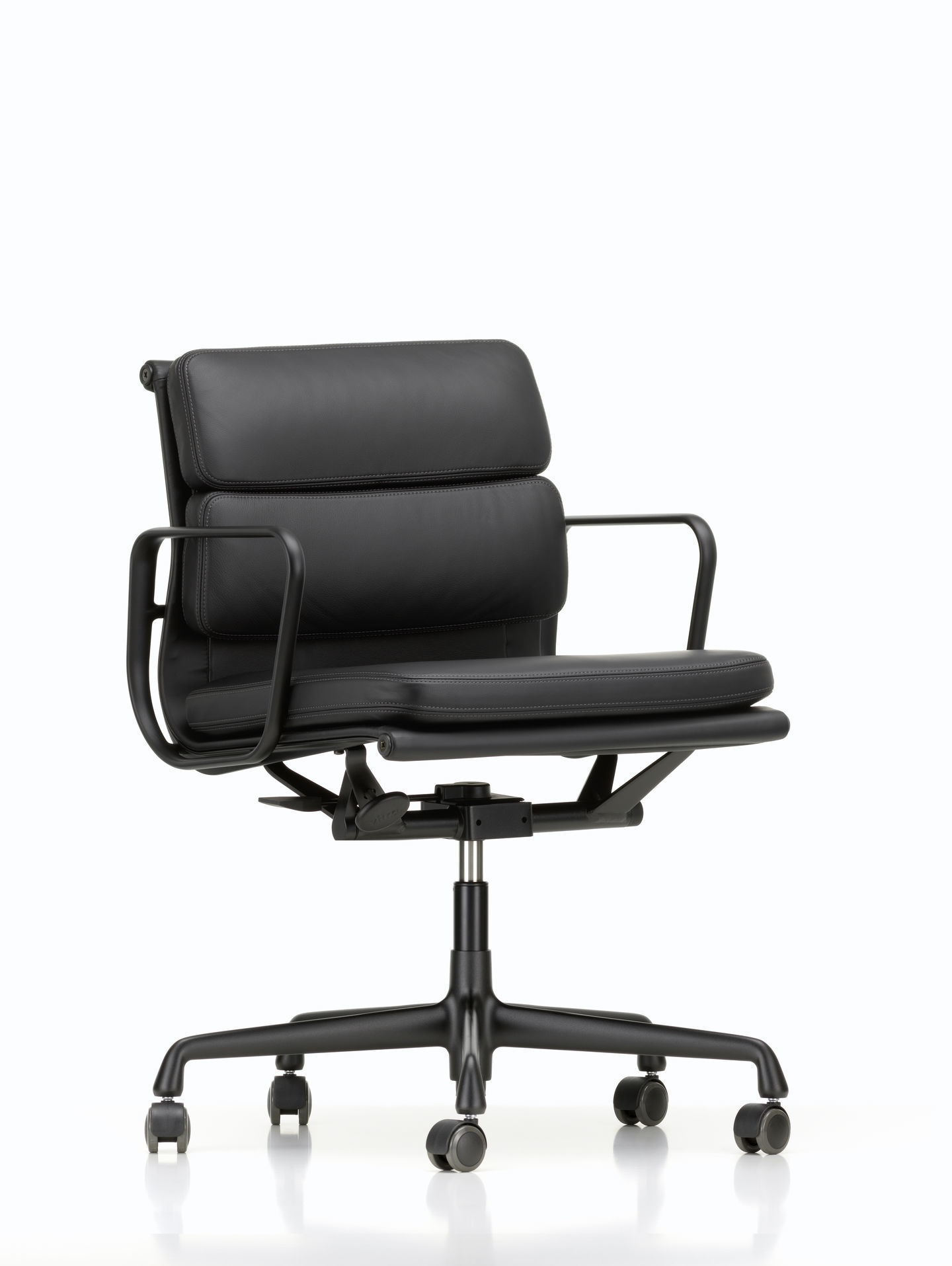 Soft Pad Chair EA217 / EA 217 Sessel Vitra