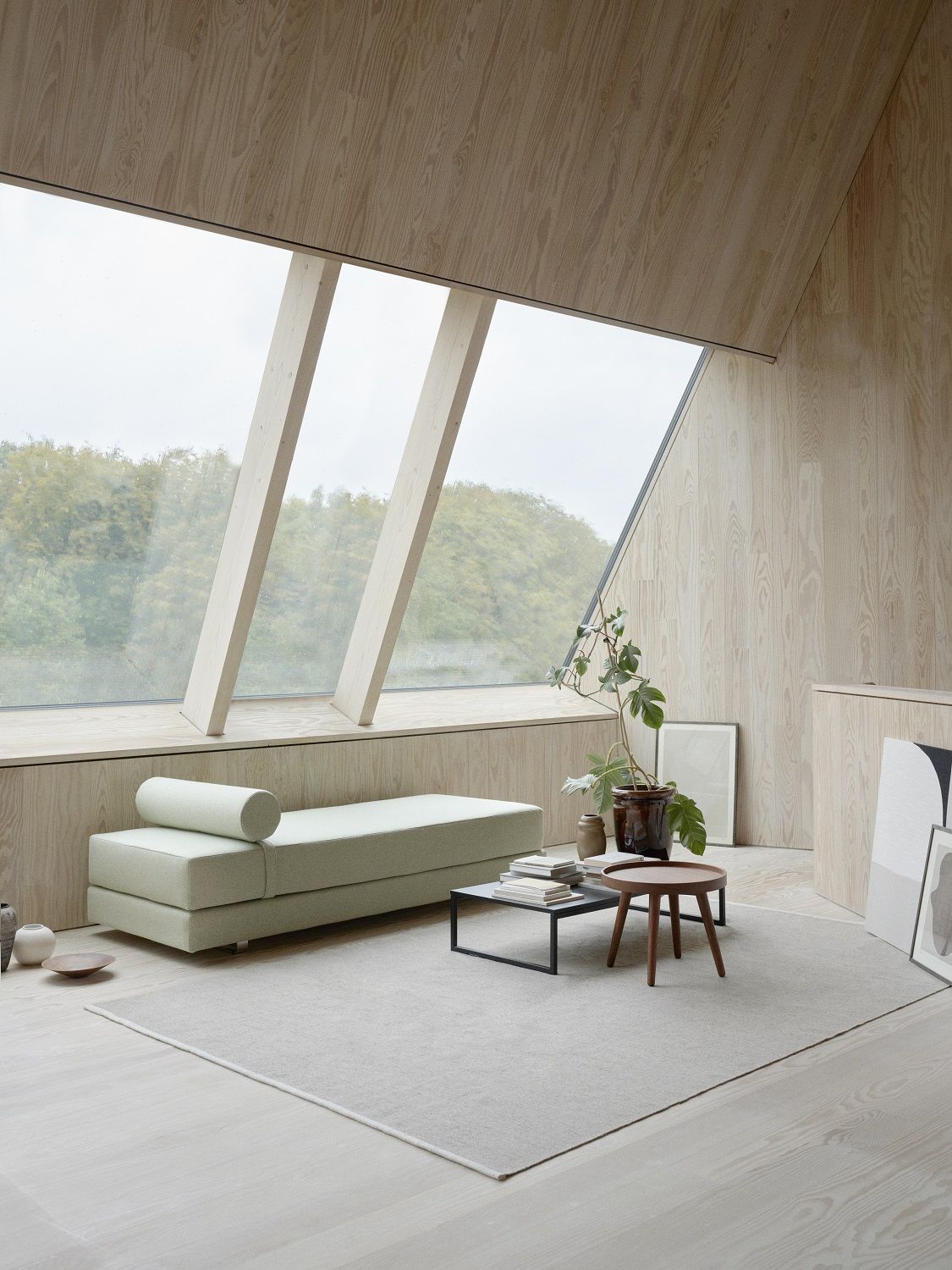 Lubi Daybed Tagesbett / Schlafsofa mit Taschenfederkern-Matratze Softline