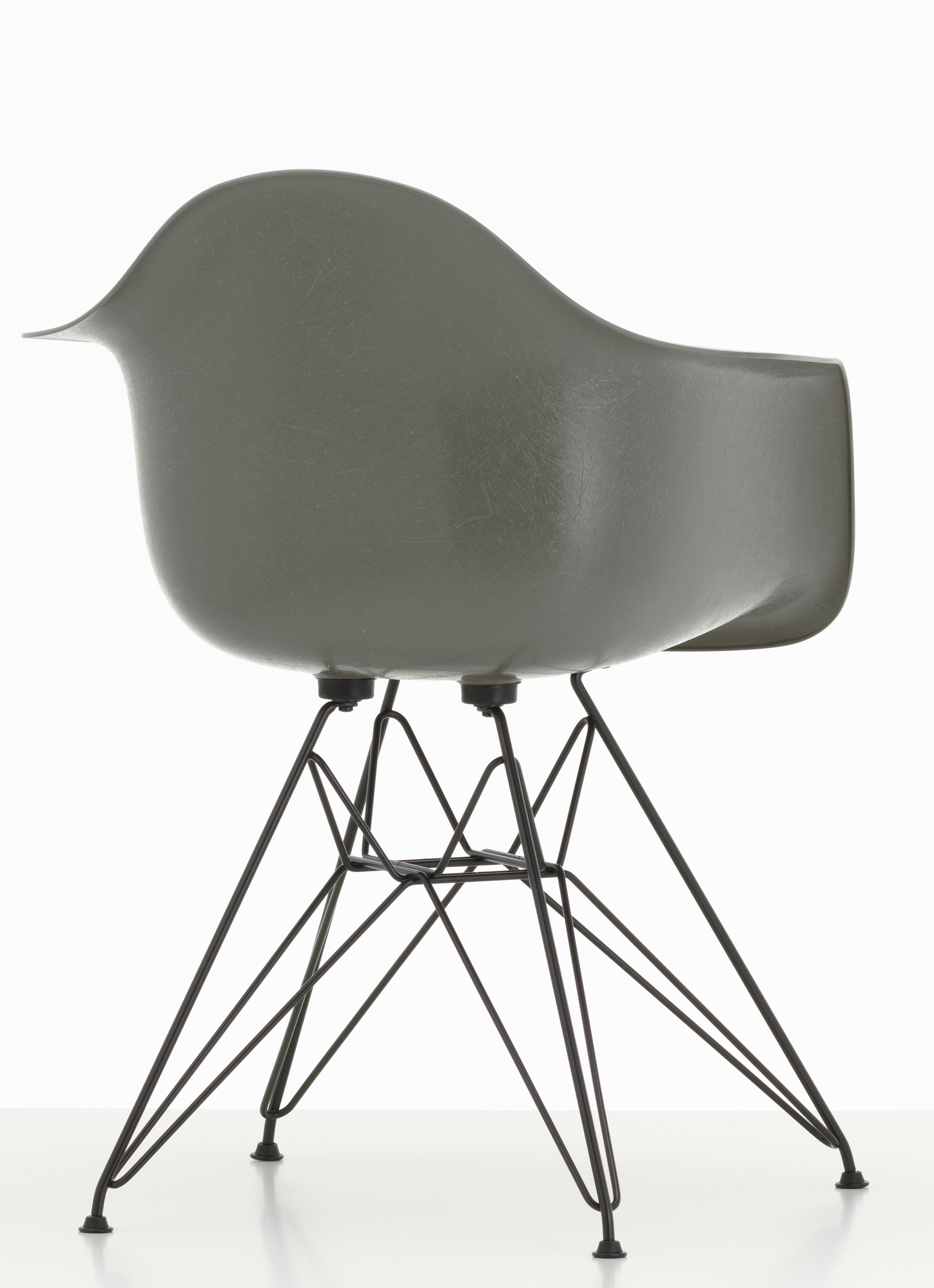 Eames Fiberglass Arm Chair DAR Stuhl Vitra