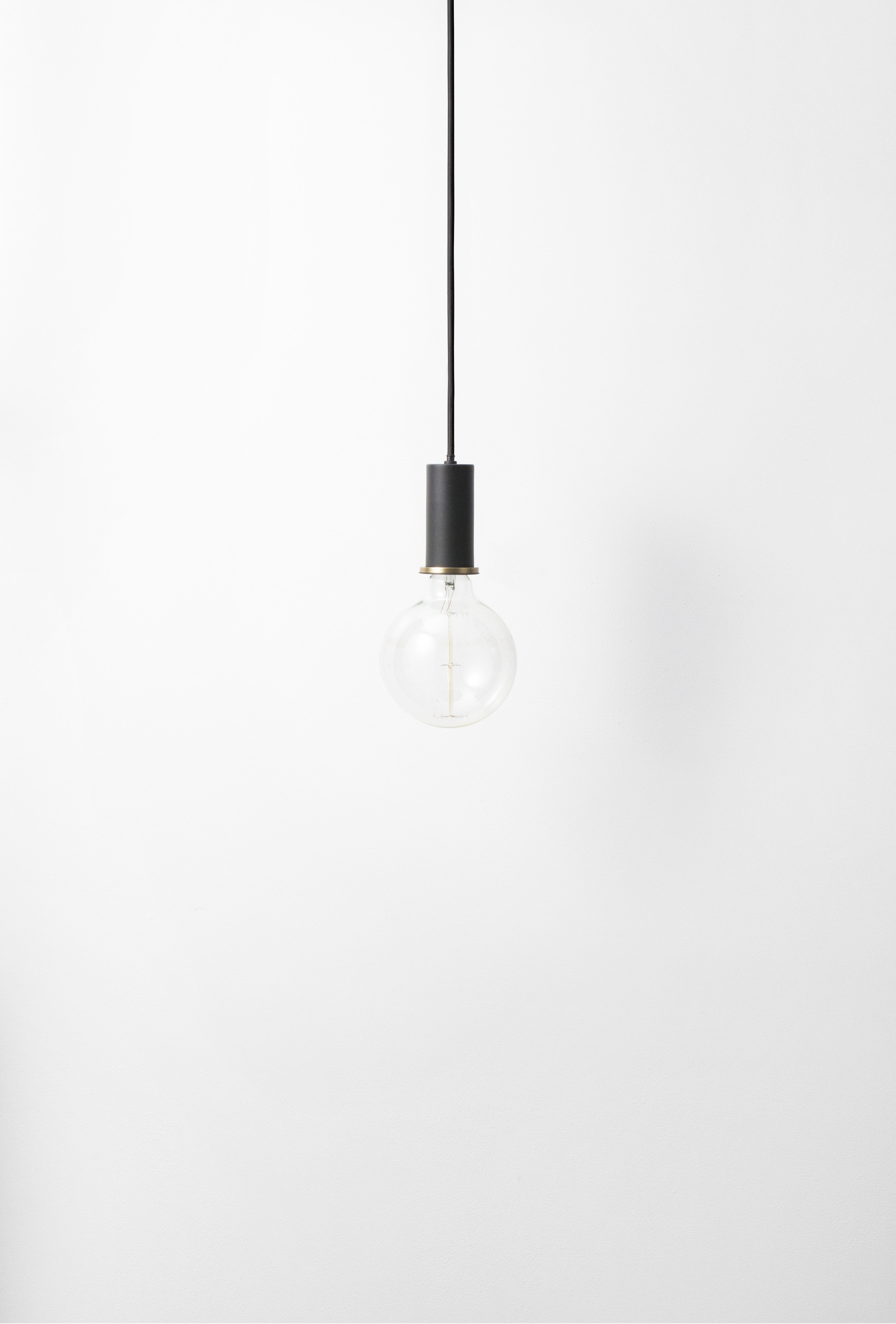 Collect Pendant low black Pendelleuchte niedrig schwarz Ferm Living EINZELSTÜCK