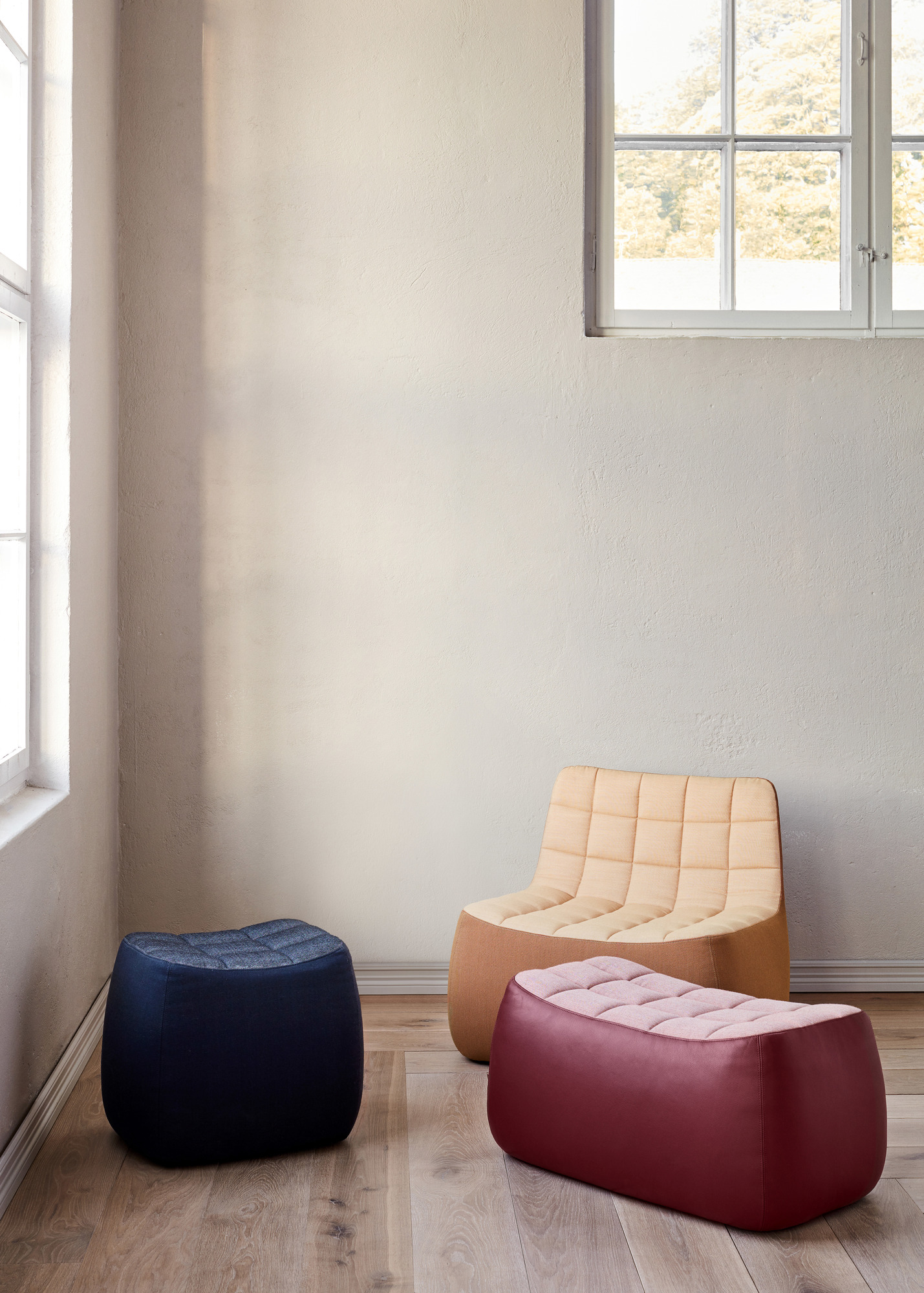 Yam chair Sessel dunkelblau Northern
