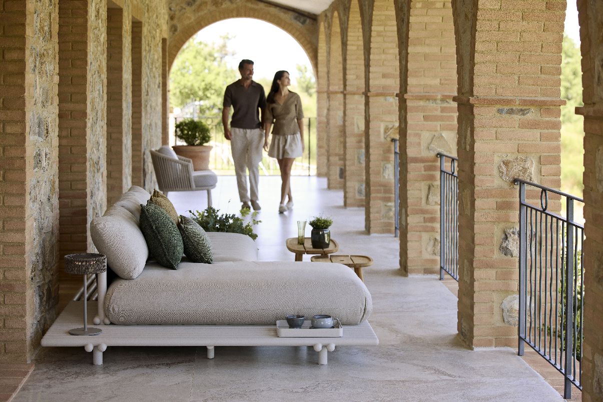 Sticks Platform Sofa mit Chaiselongue Outdoor Cane-Line