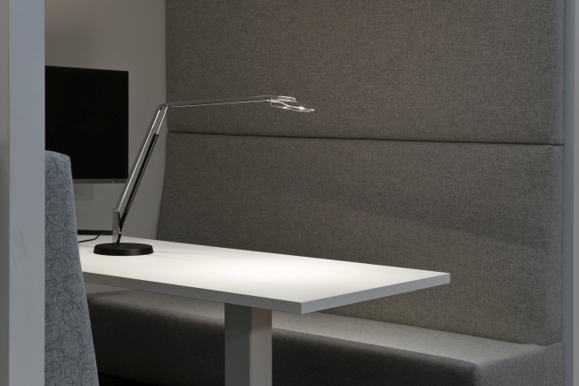 Lifto LED Tischleuchte dimmbar Belux Lifto LED Tischleuchte dimmbar Belux