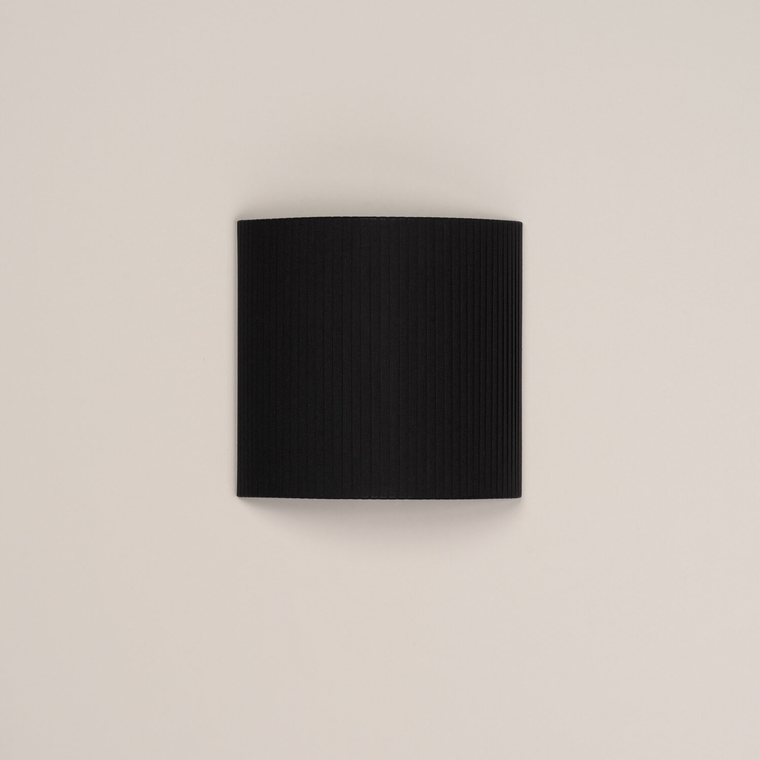 Comodín cuadrado quadratische Wandleuchte Black ribbon Santa & Cole