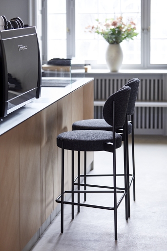 Series 430 Bar Stool Barhocker 75 cm SCHWARZ / REMIX 123 Verpan EINZELSTÜCK
