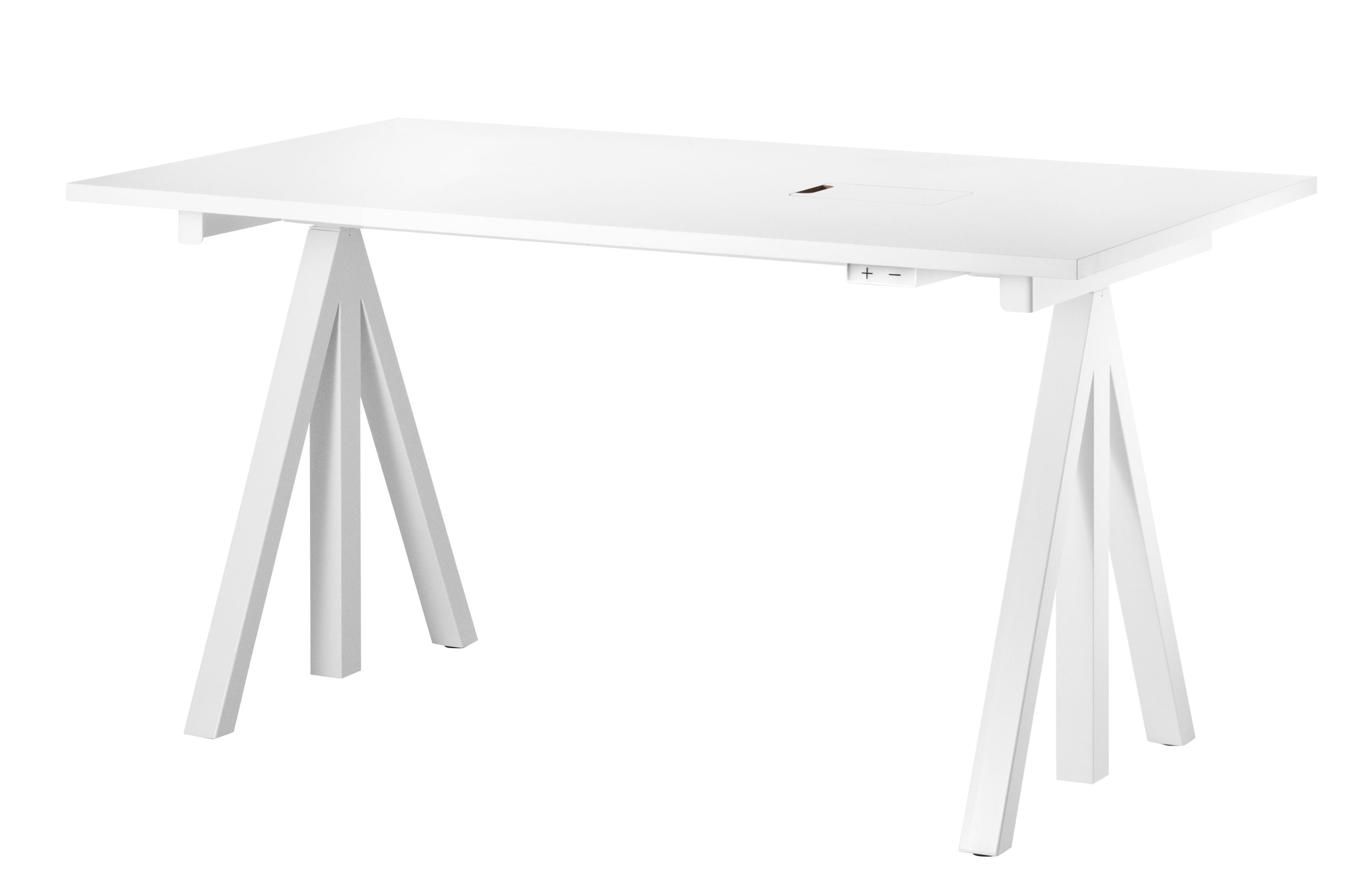 Works Schreibtisch höhenverstellbar B140cm String Furniture
