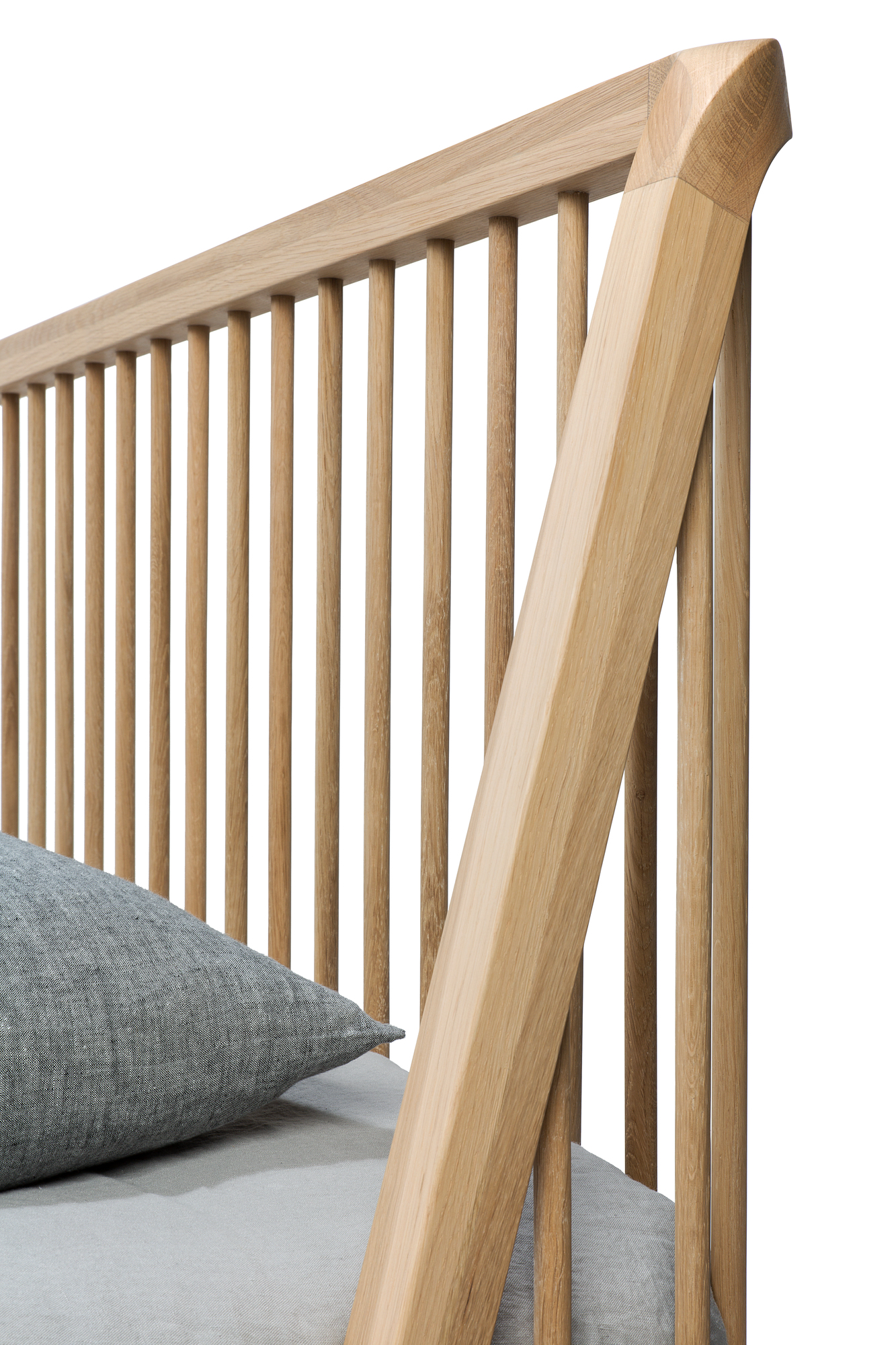 Spindle Bett Eiche Ethnicraft