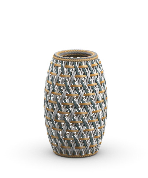 Dala Laterne von Dedon, kleine Outdoor-Laterne aus geflochtenen, wetterfesten Fasern in Grau, Weiß und Beige.