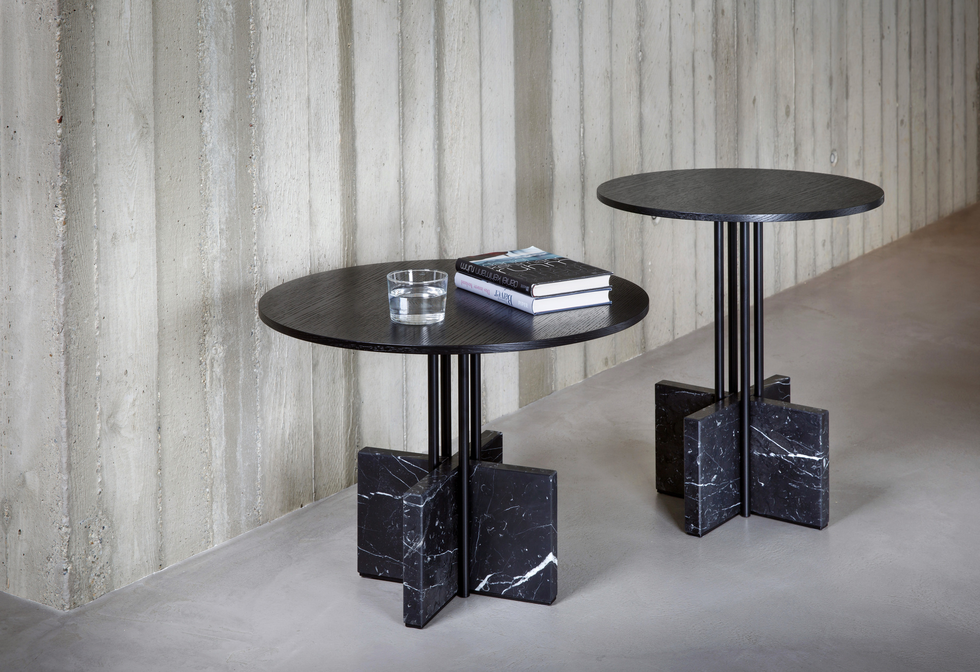 Gravity Table Beistelltisch Niedrig Nero Marquina Favius