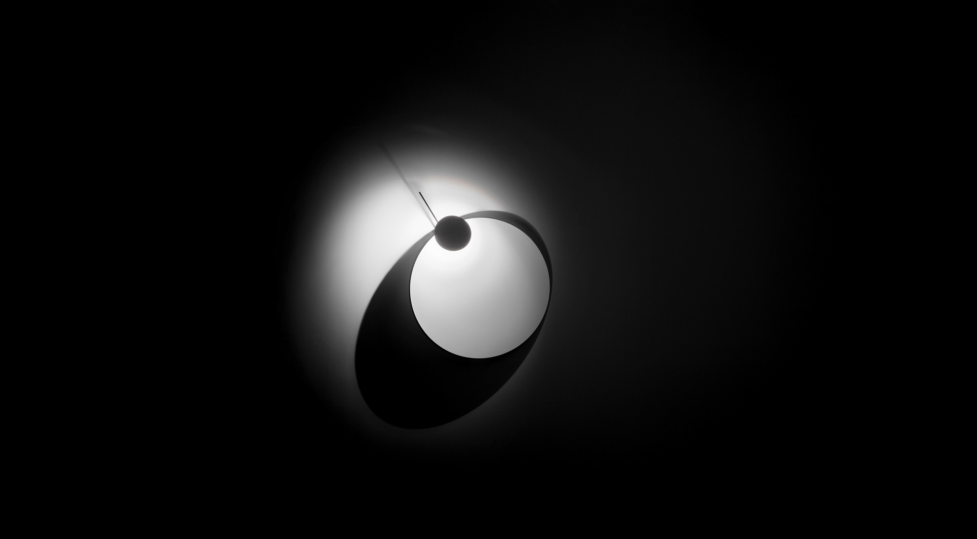 Eclipse Ellipse Wandleuchte Ingo Maurer