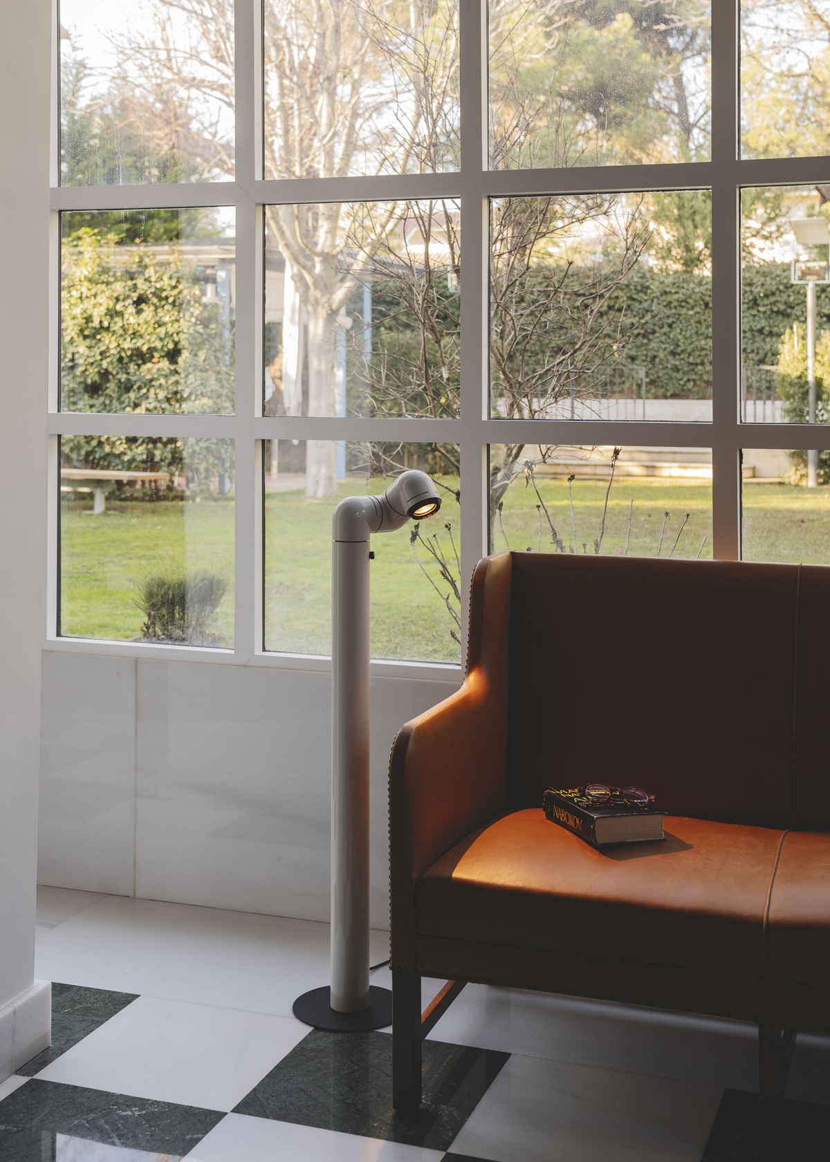 Tatu Alta Floor lamp Stehleuchte Santa & Cole
