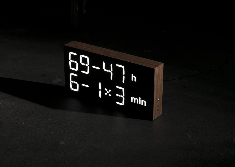 Digital clock LED Digitaluhr / Tischuhr / Wanduhr Albert Clock Schwarz