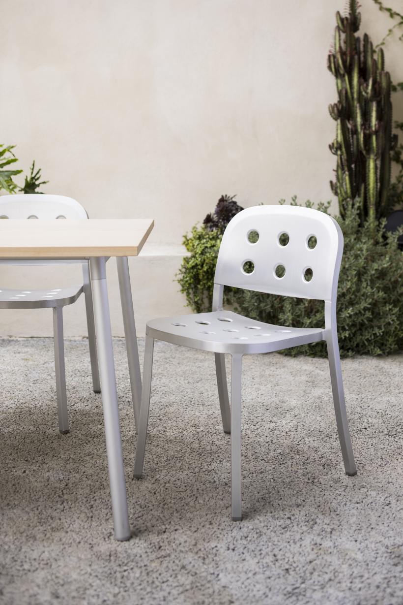 1 Inch All Aluminium Stacking Chair Stuhl stapelbar Emeco