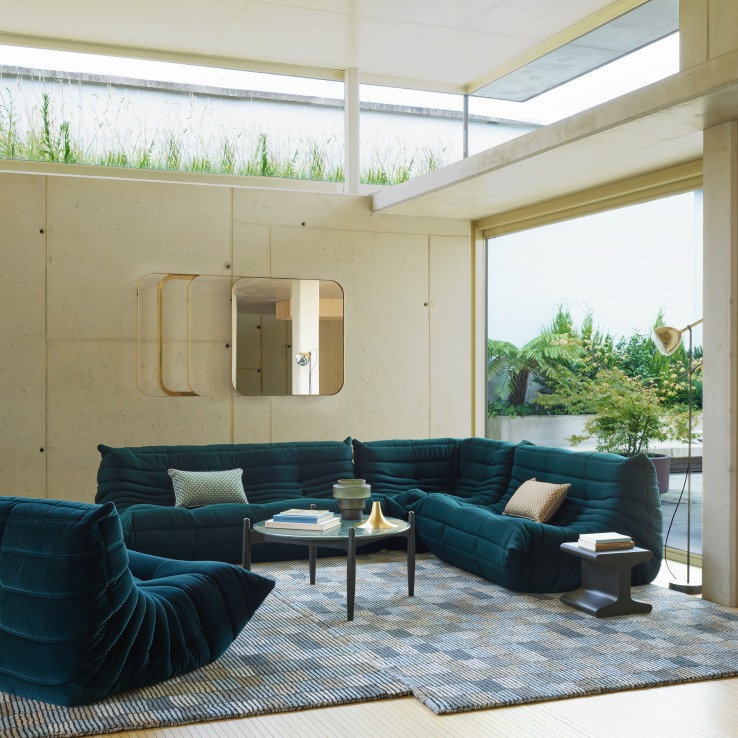 Togo 2-Sitzer Sofa ligne roset 