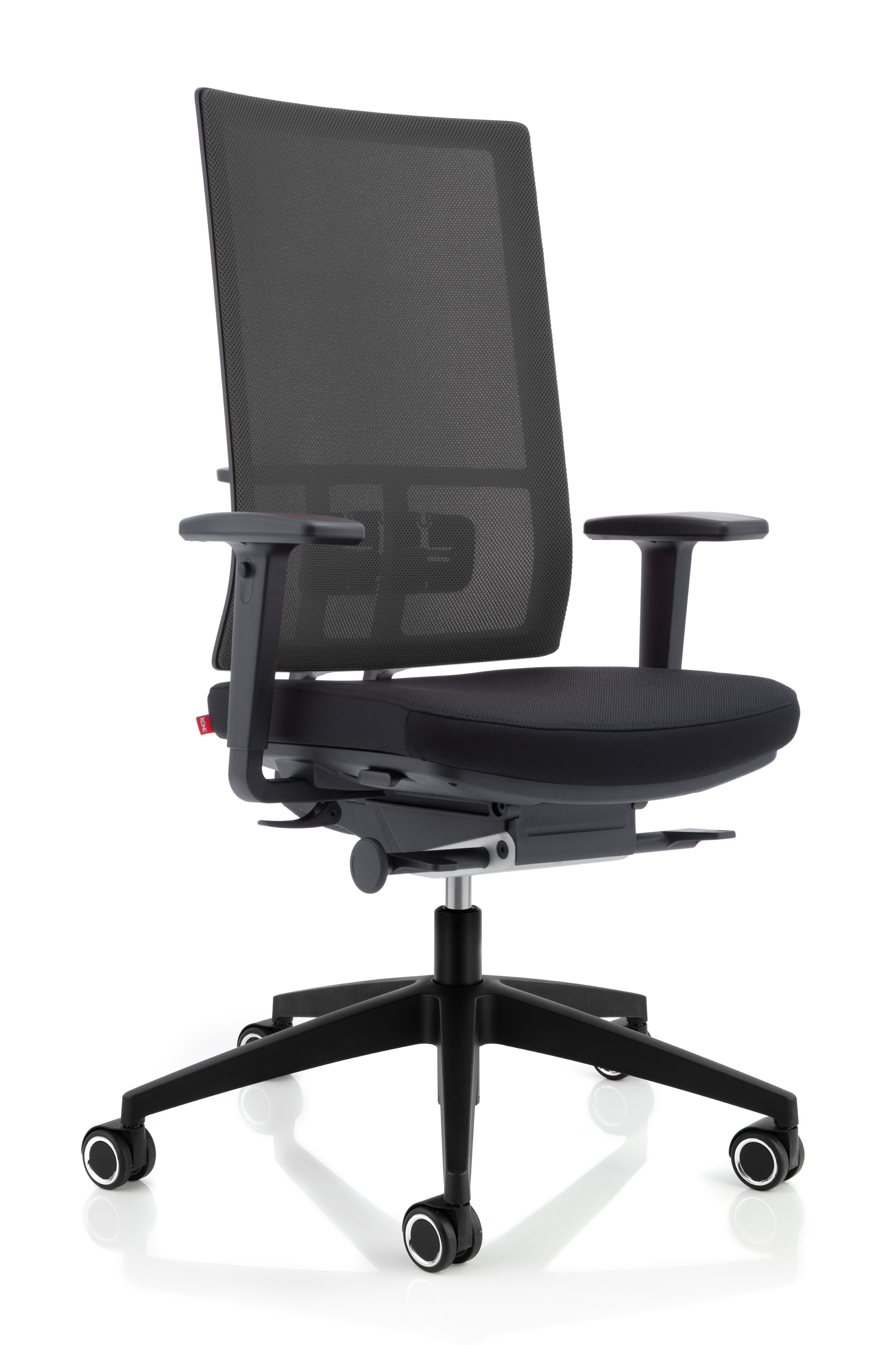Schwarzer Anteo Up Bürodrehstuhl von Köhl mit Netzrücken und verstellbaren Armlehnen für ergonomisches Sitzen.