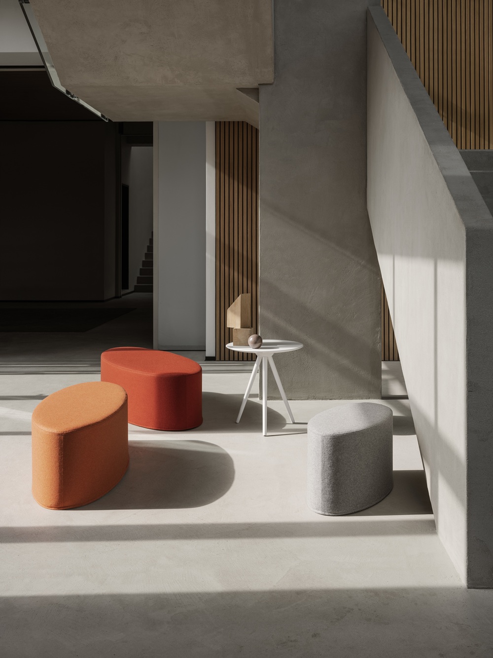 Bon Bon Pouf Hocker mittel Softline