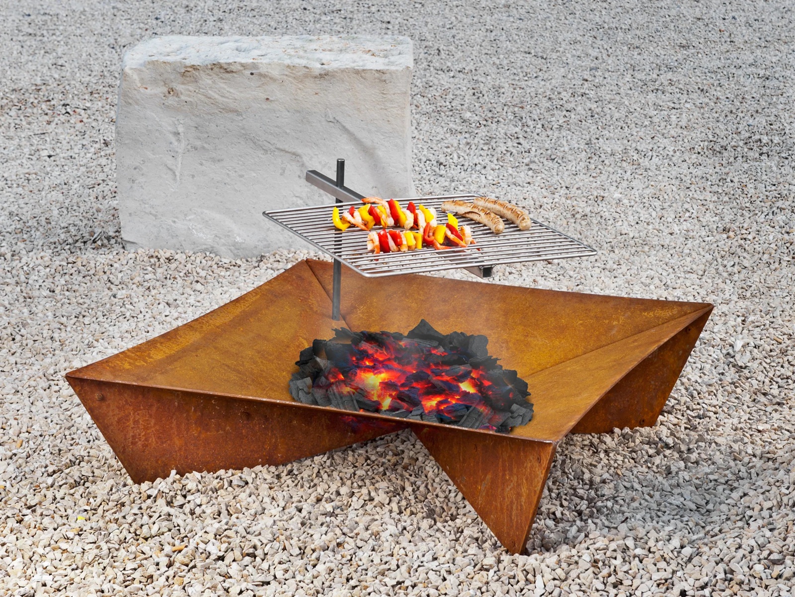 Fluxus Feuerschale quadratisch Keilbach