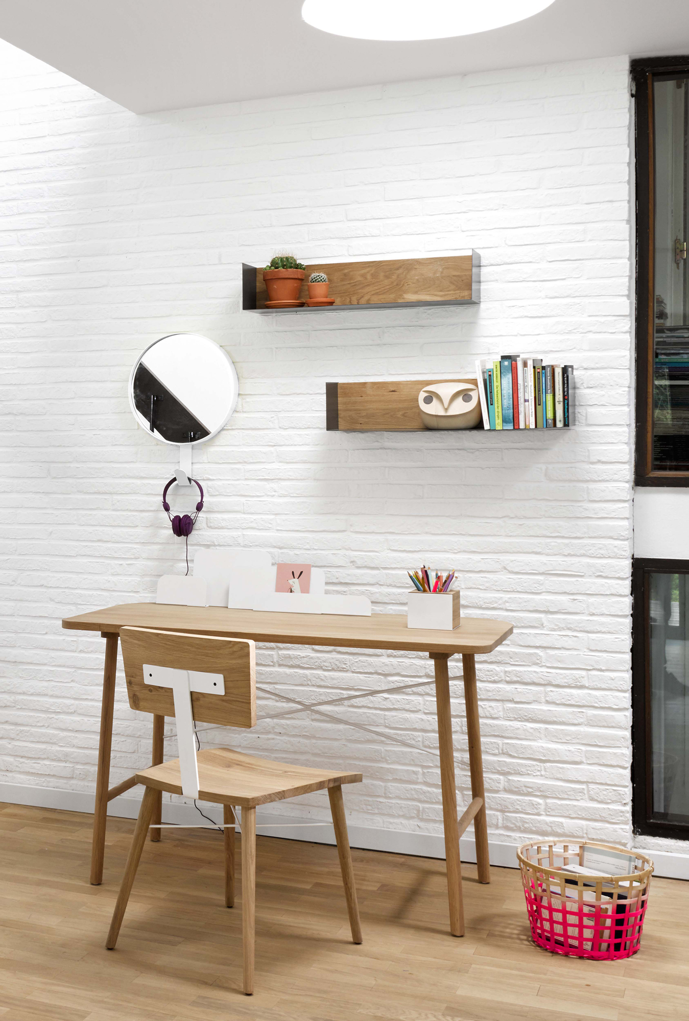 U Shelf Regal L Eiche schwarz Ethnicraft