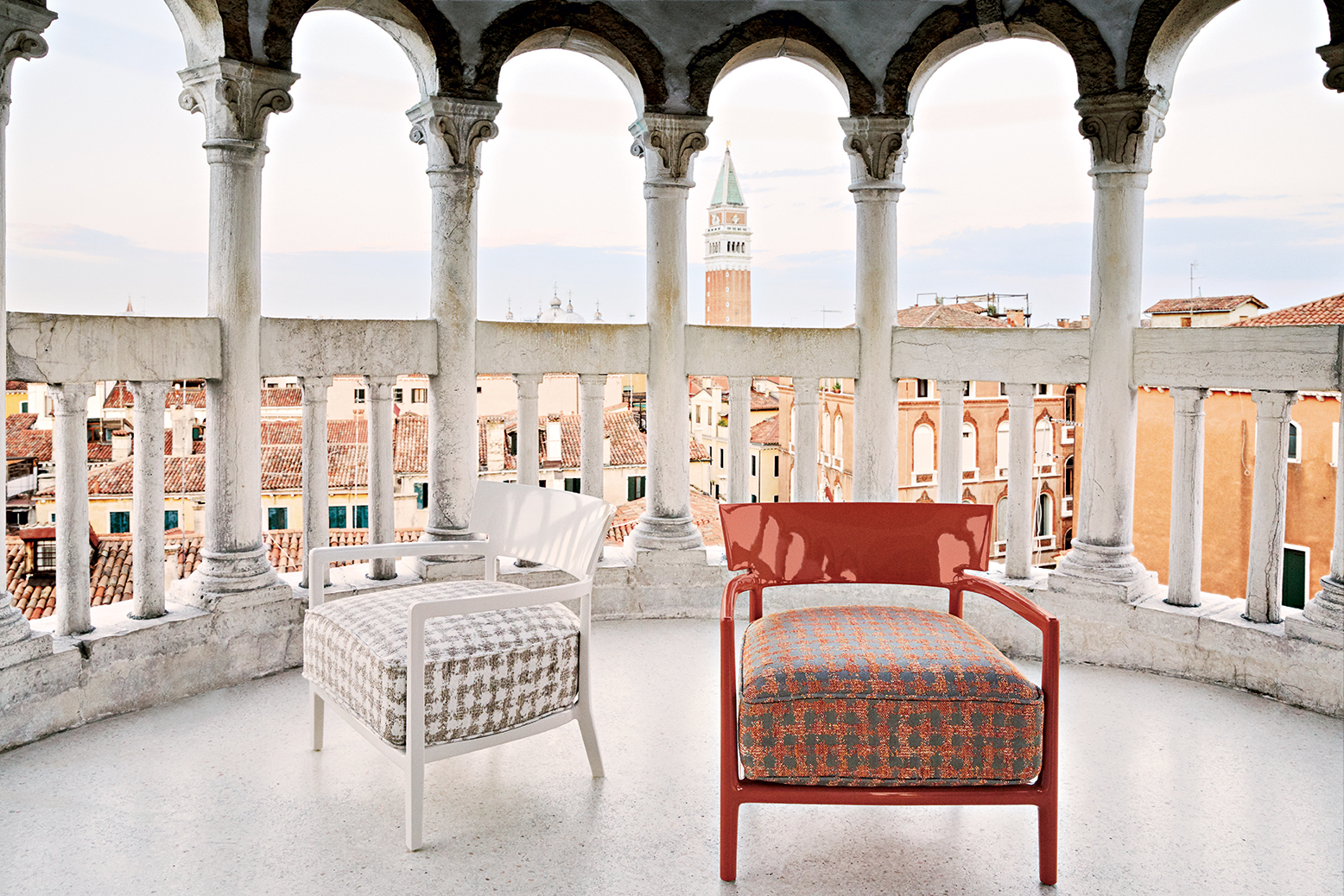 Cara Fancy Sessel Kartell Rostbraun