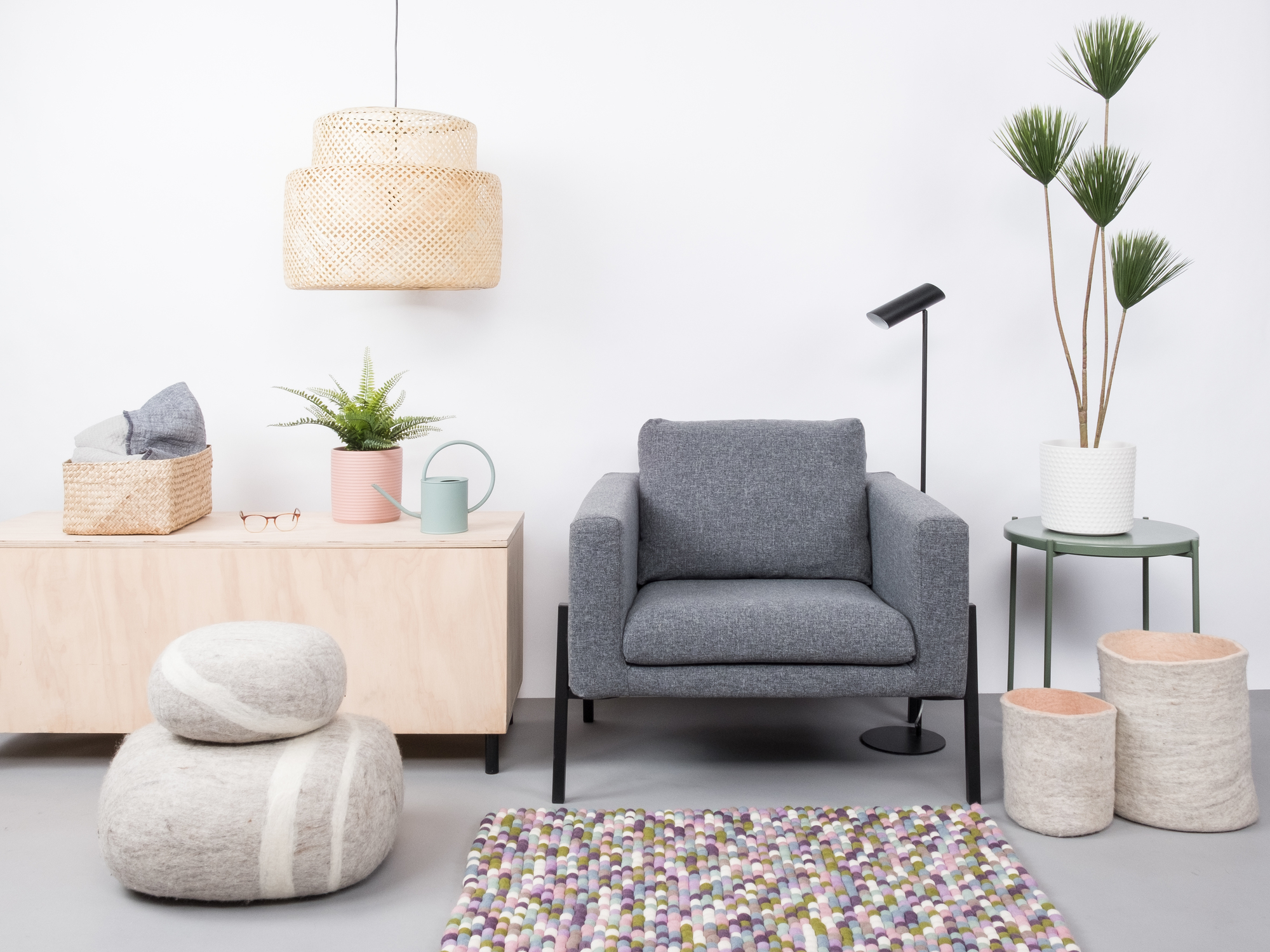 Filzkugel Teppich 120x170 cm Myfelt Nela