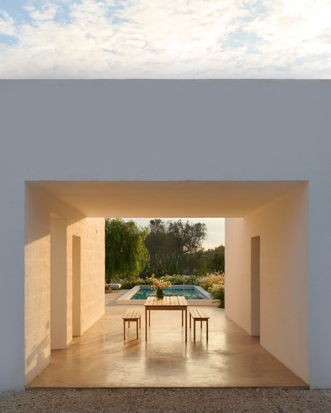 Assemble Bench Bank Teak Outdoor Muuto