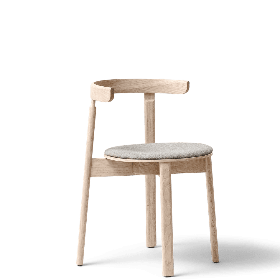 Lunar Stuhl Eiche weiß geölt mit Sitzkissen Form & Refine