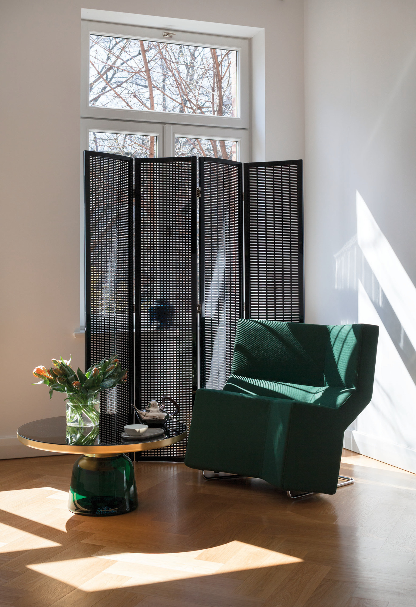 Bell Coffee Table Couchtisch Messing Quarz-grau ClassiCon EINZELSTÜCK