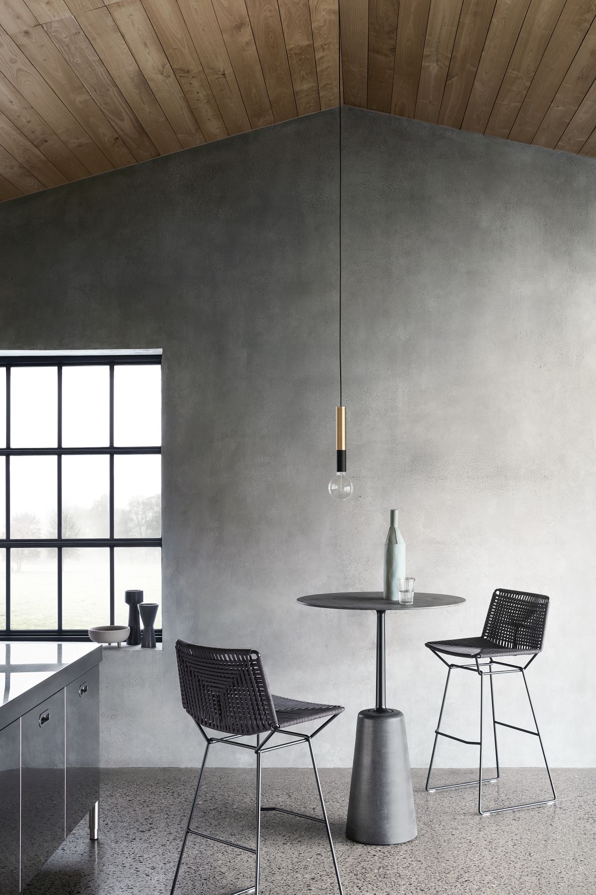 Rock Table Stehtisch Beton MDF Italia