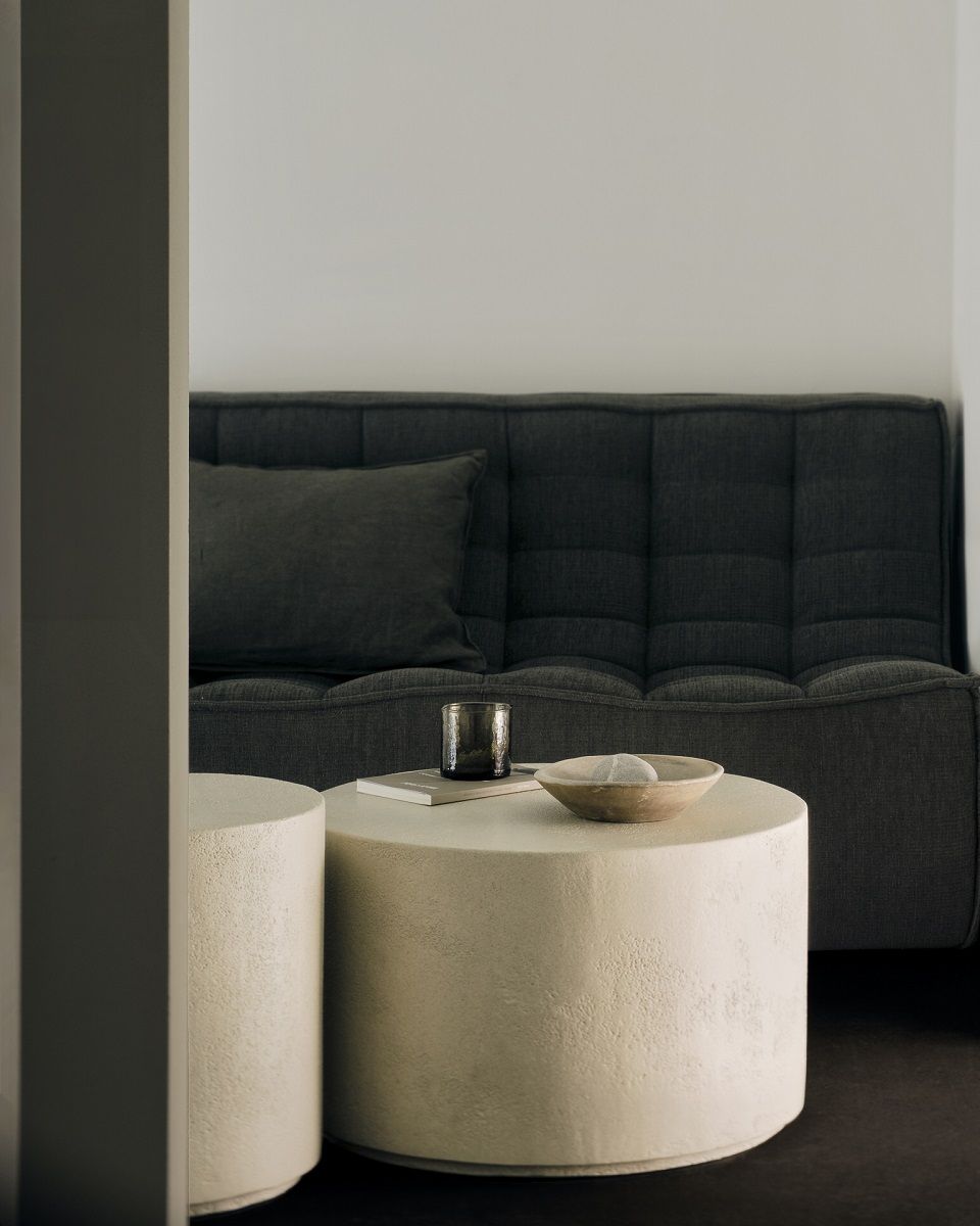 N701 Sofa 2-Sitzer dunkelgrau Ethnicraft