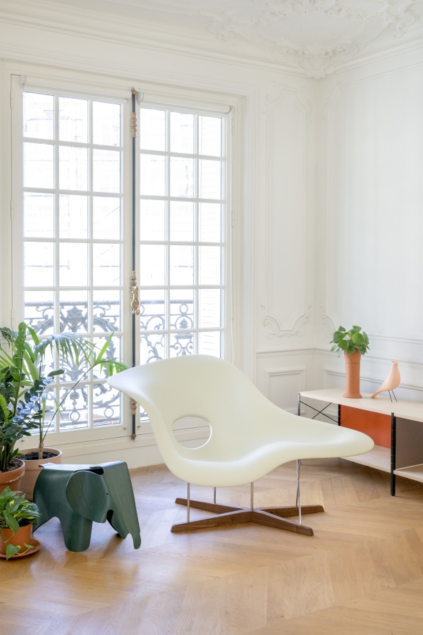 Eames Elephant Hocker Vitra