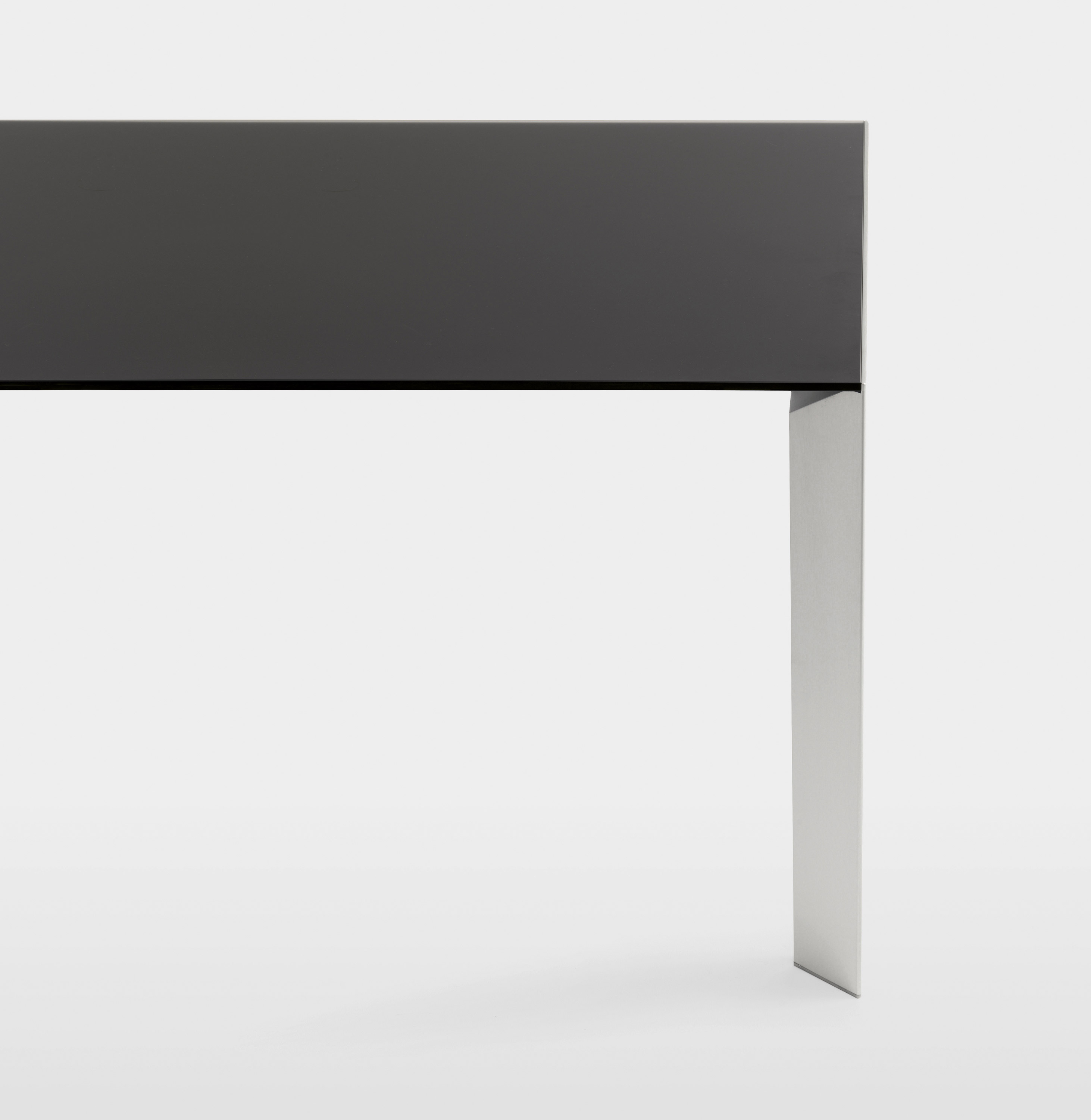 Nori Esstisch Kristalia