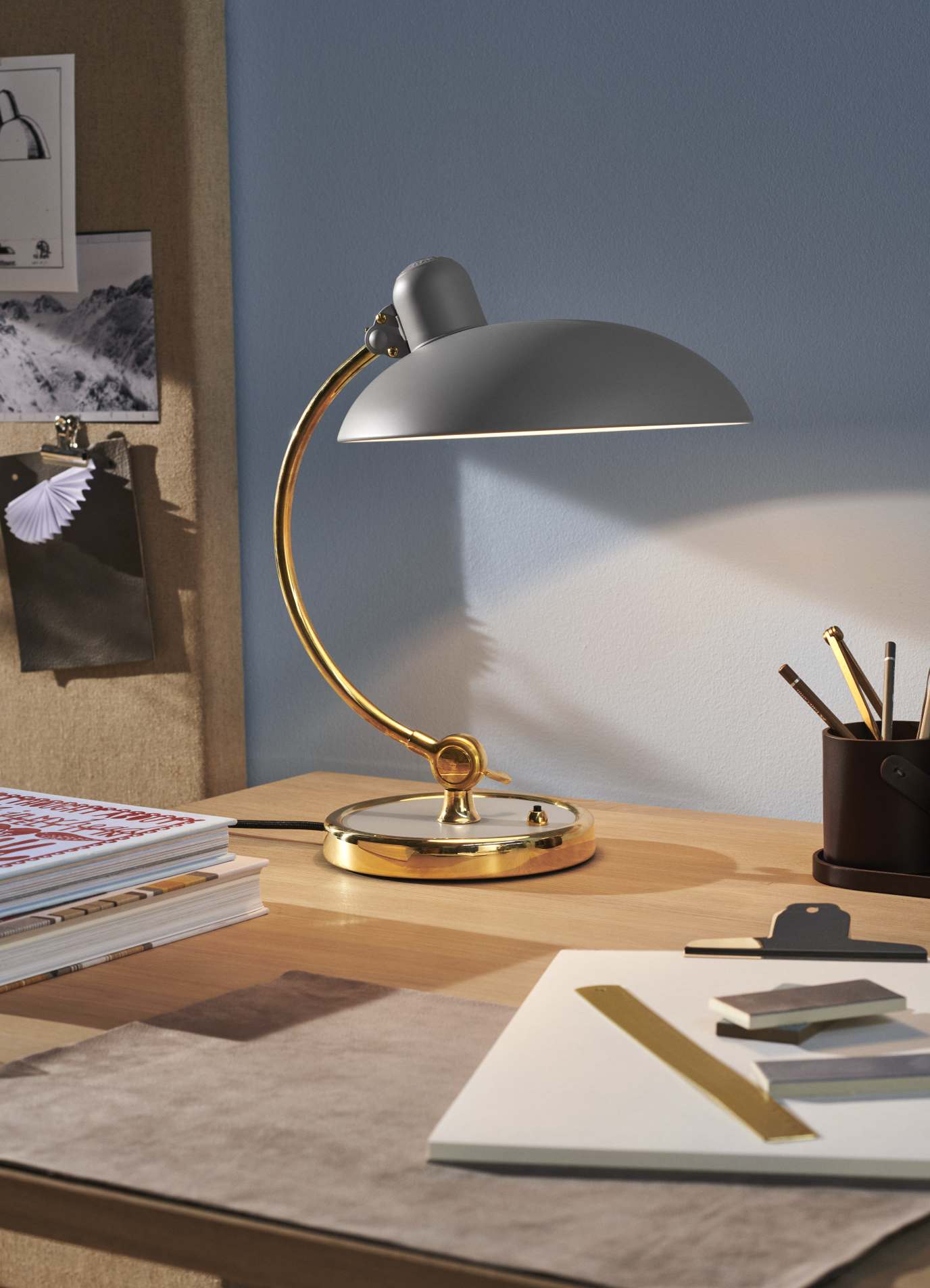 6631 T Luxus Tischleuchte KAISER idell Fritz Hansen Easy grey