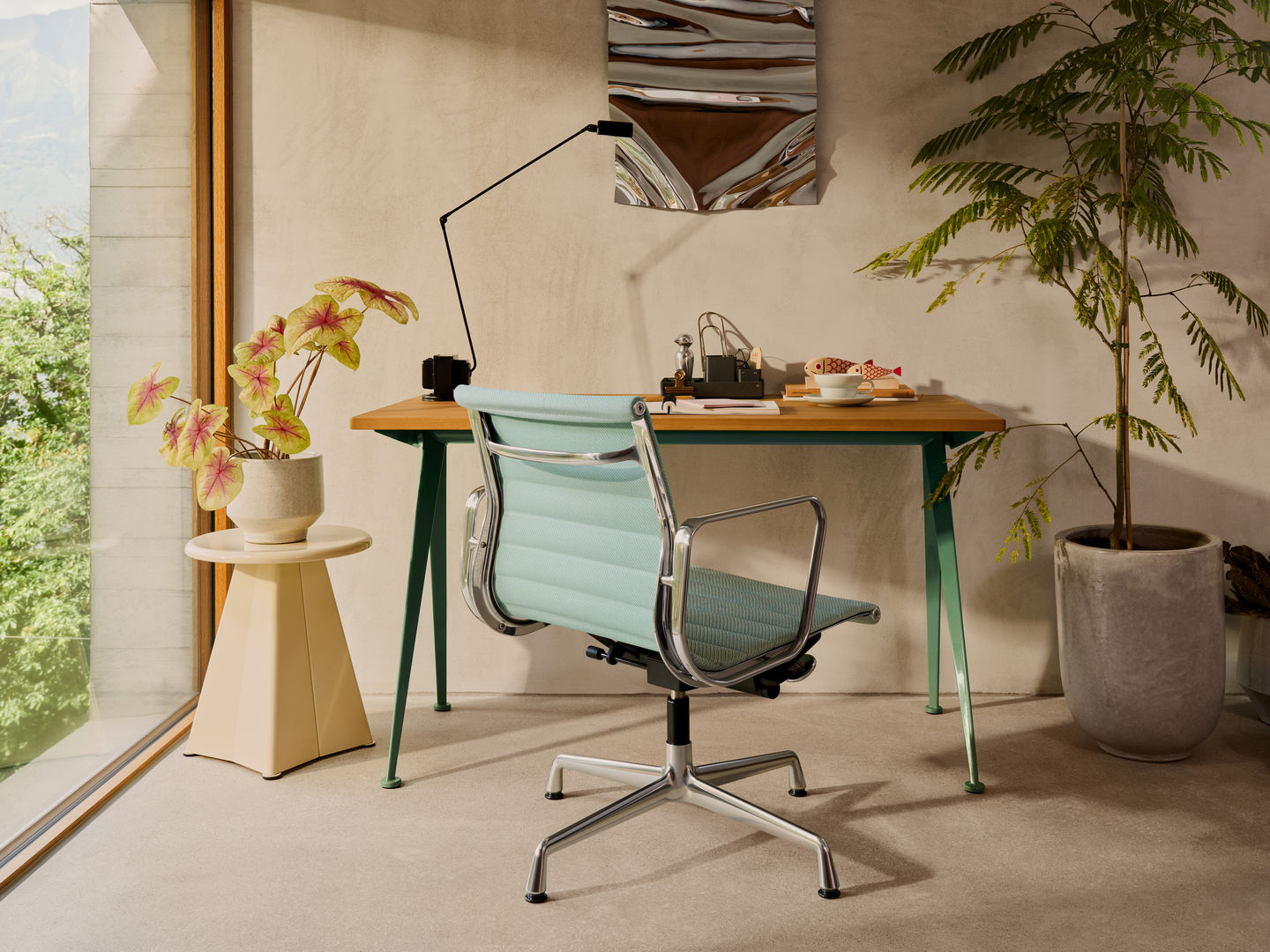 Aluminium Chair EA 131 / EA131 Stuhl Vitra