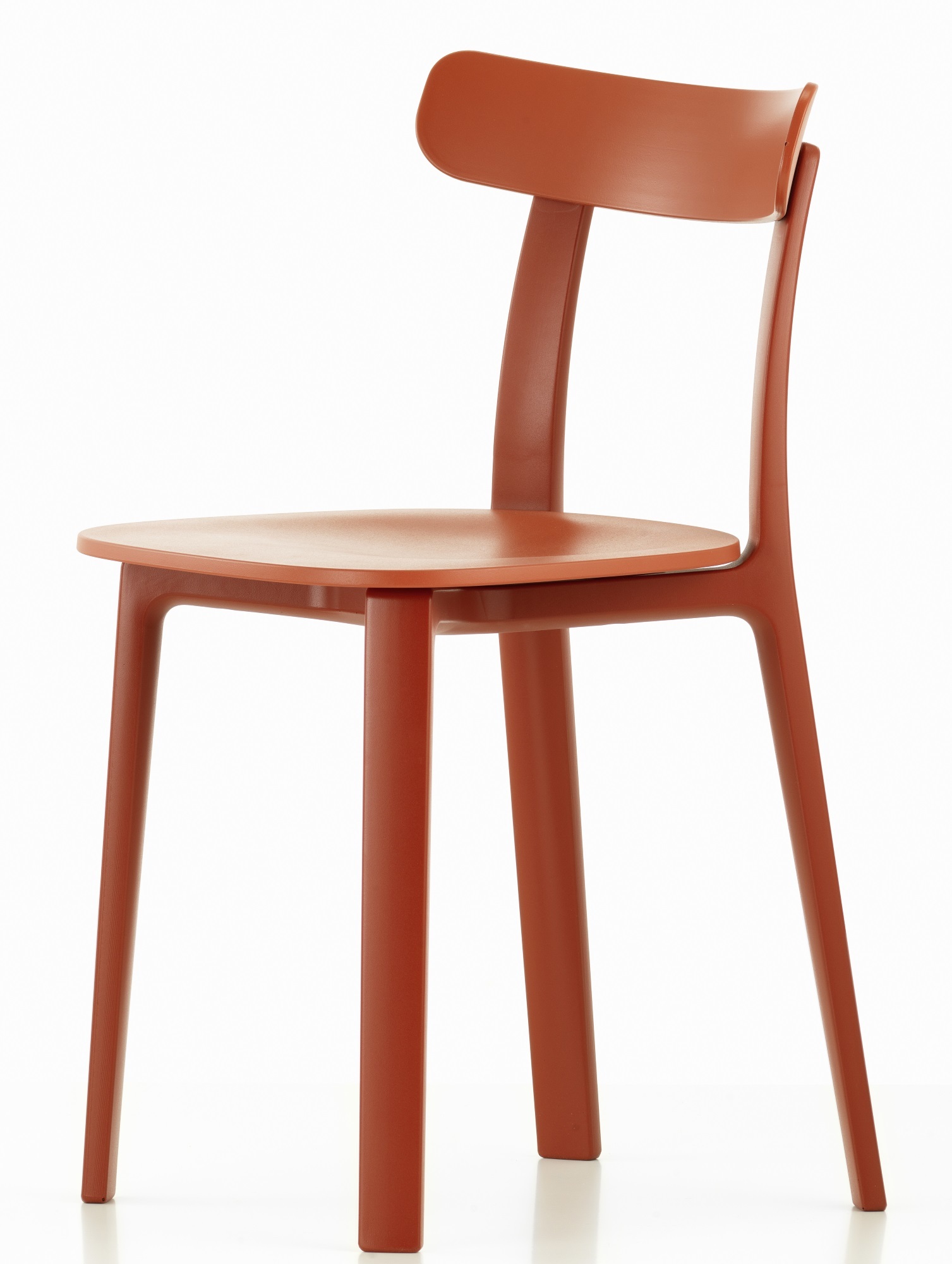All Plastic Chair in Backsteinrot: Vitra Outdoor Stuhl aus robustem Kunststoff.