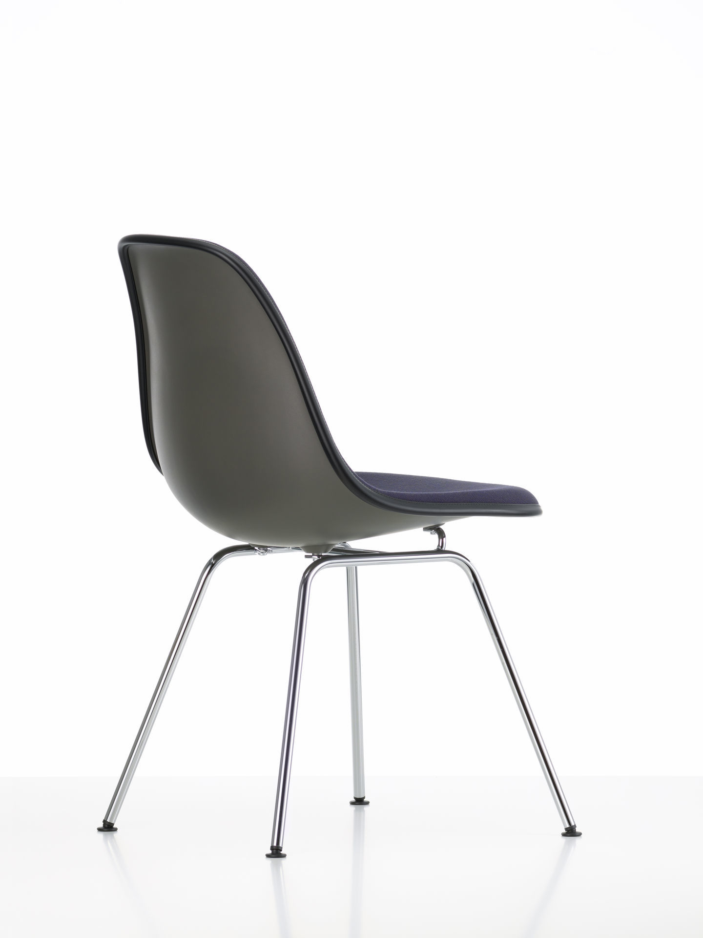 Eames Plastic Side Chair DSX Stuhl Vollgepolstert Vitra