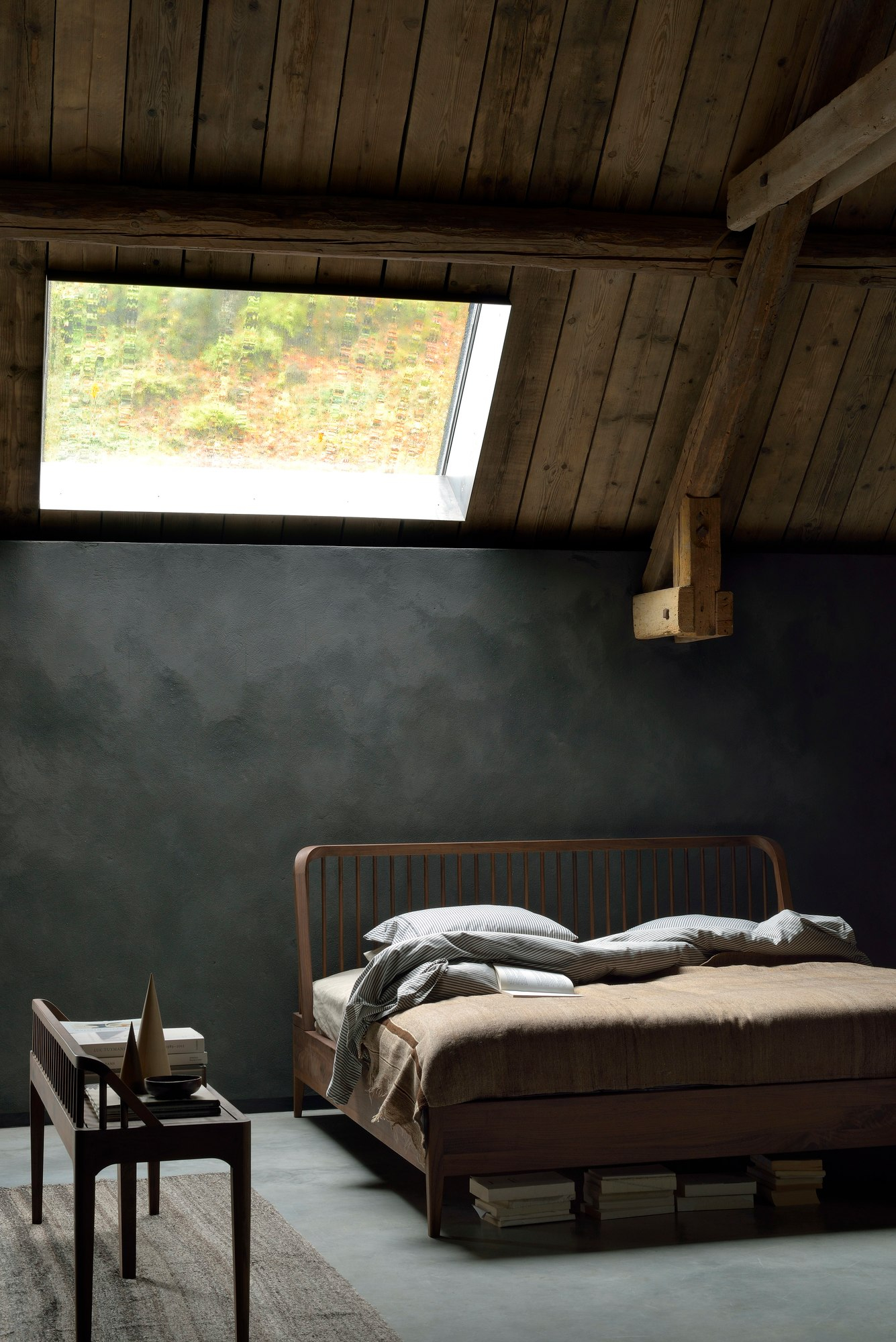 Spindle Bett Eiche Ethnicraft