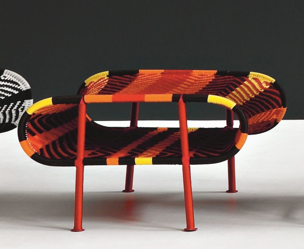 Farbenfroher Sunny Hocker aus der M' Afrique Collection von Moroso, Outdoor Hocker.