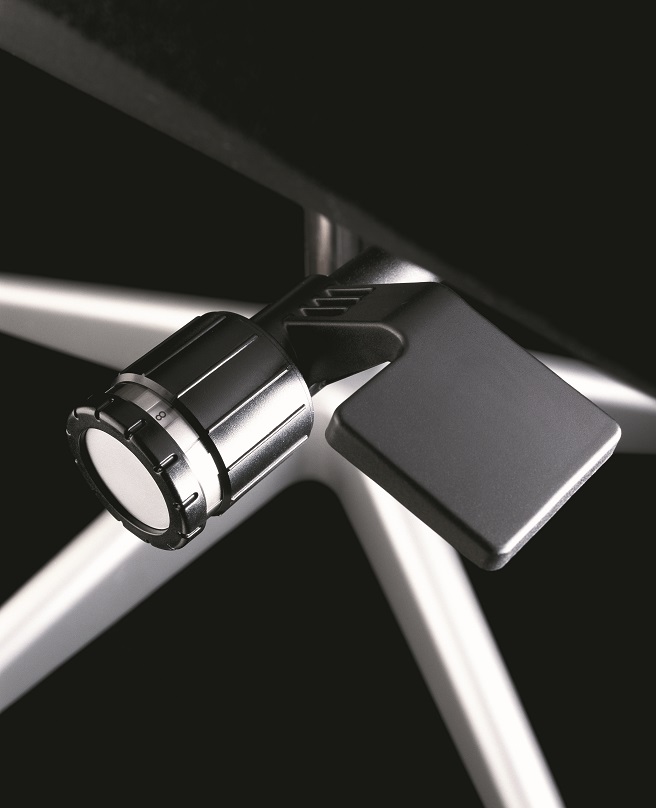Please Drehstuhl von Steelcase Aktionsmodell