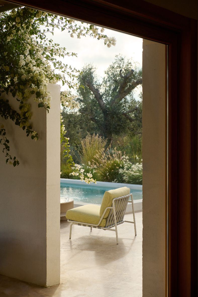 Halves Coffee Table Couchtisch Muuto