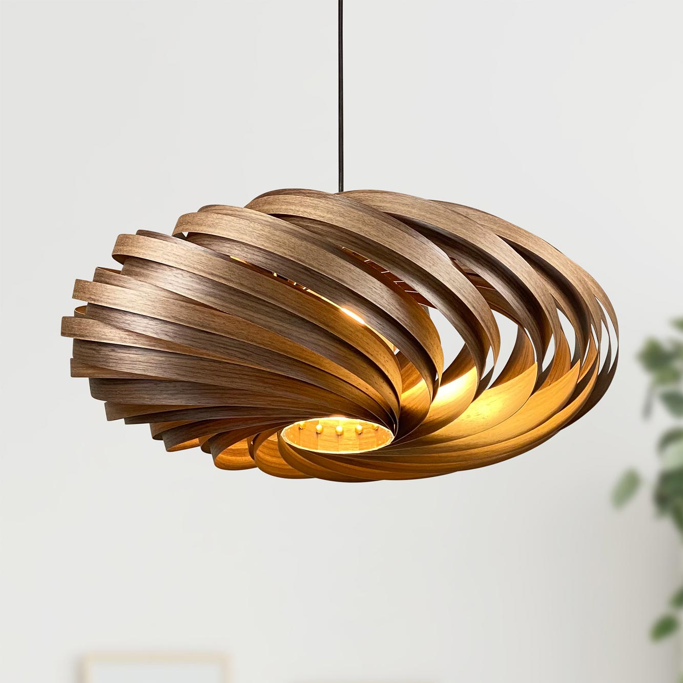 Veneria Hängeleuchte Ø60 cm Nussbaum Gofurnit