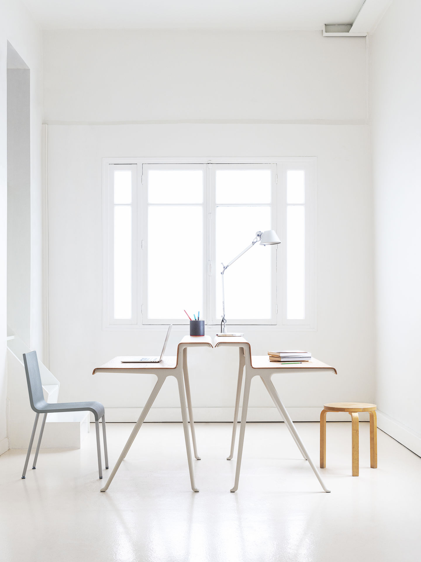 Courier Schreibtisch Vitra