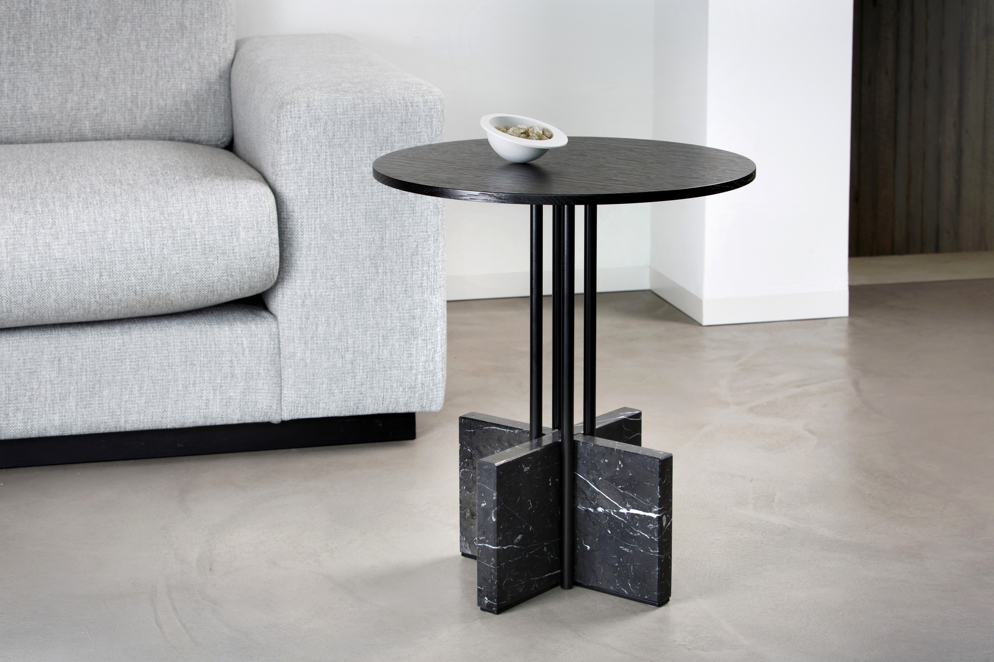 Gravity Table Beistelltisch Hoch Breccia Pernice Favius