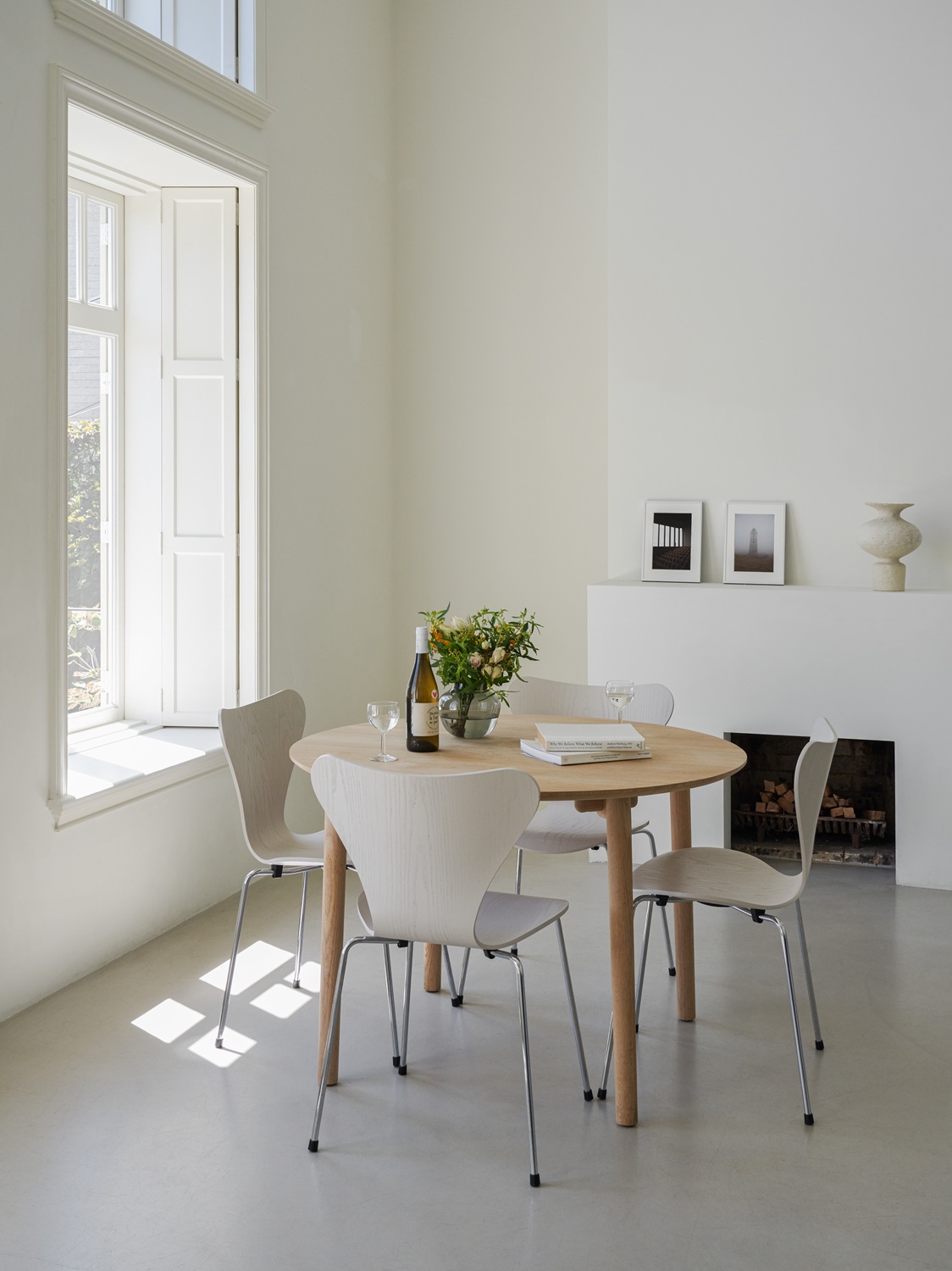 Siebener / Serie Stuhl 3107 Esche 4-er Set Nine grey Fritz Hansen EINZELSTÜCK