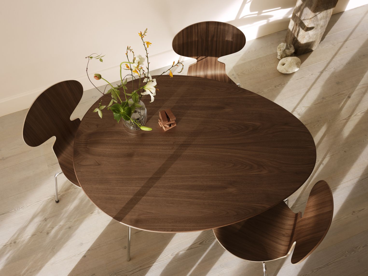 Egg Table Tisch Fritz Hansen