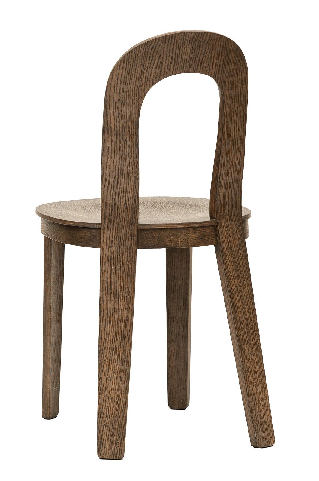 Olivia Chair aus dunkler Eiche von Design House Stockholm. Holzstuhl mit runder Sitzfläche.