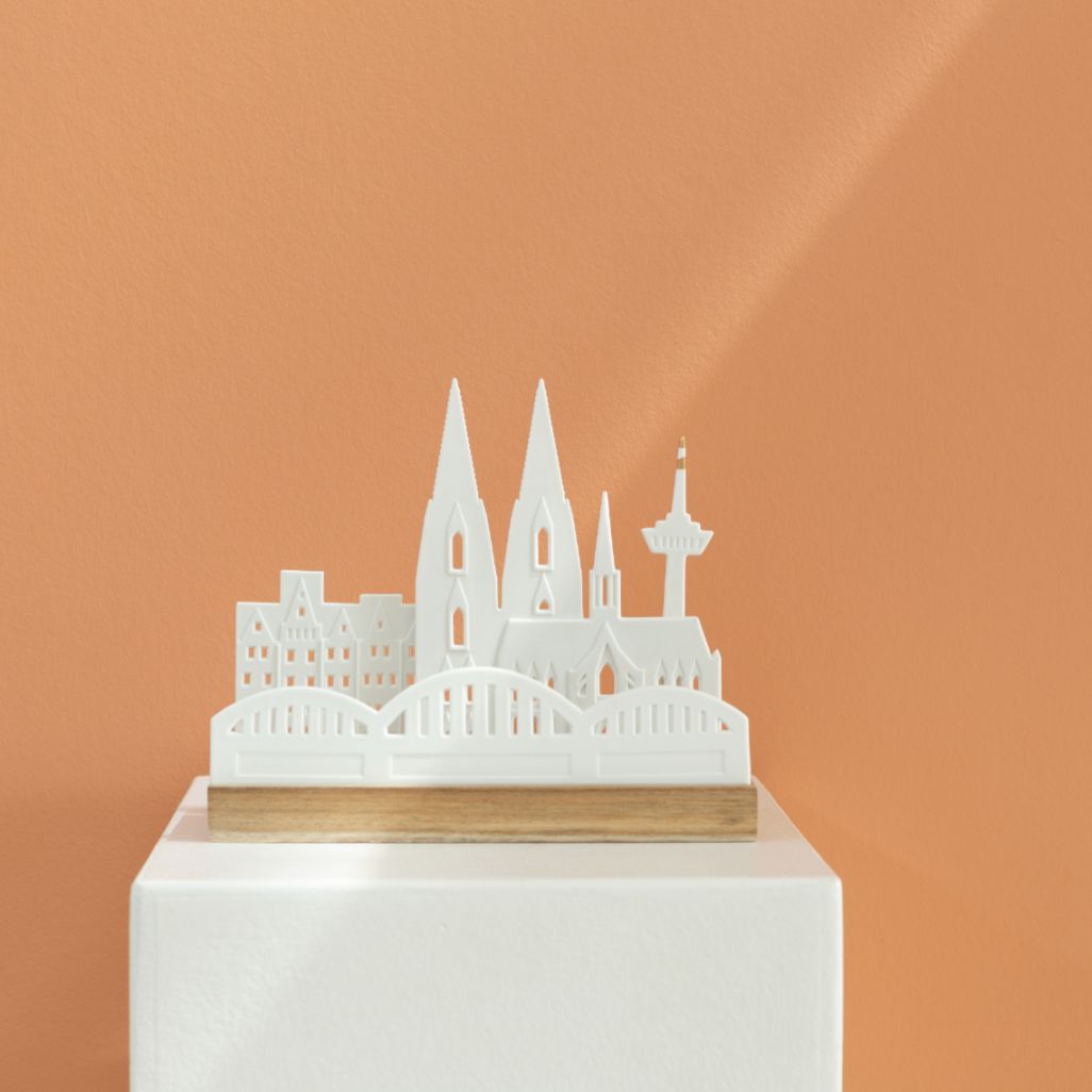 Lichtobjekt Stadtsilhouette Köln Räder